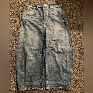 Free People Mid-Rise Barrel Jean Sz29